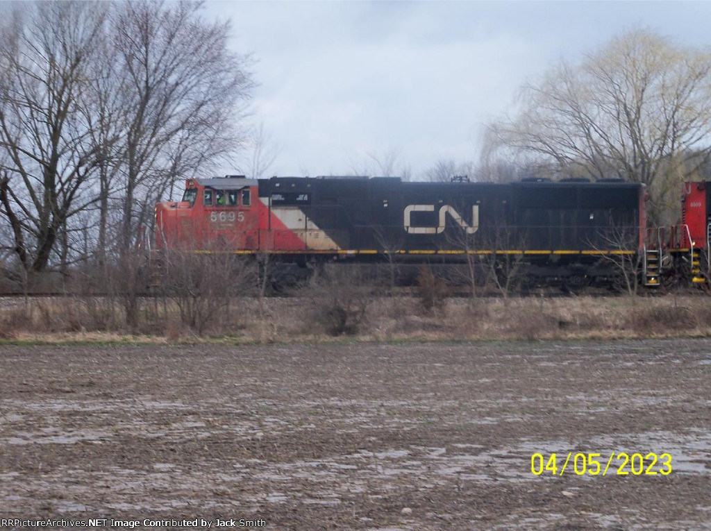 CN 5695